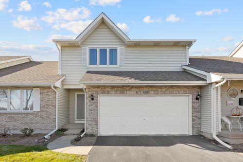 820 Adam Ln, Hampshire, IL, 60140-7727 | Card Image