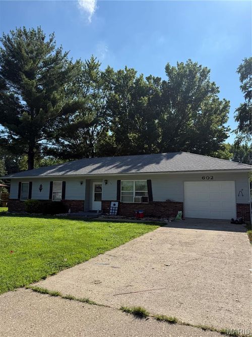 602 N Louise Ave, Saint James, MO, 65559-1020 | Card Image