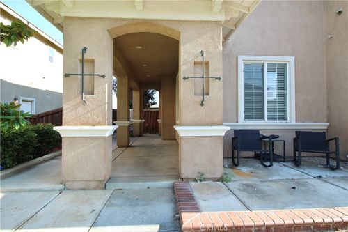 37575 Parkway Dr, Beaumont, CA, 92223 | Card Image