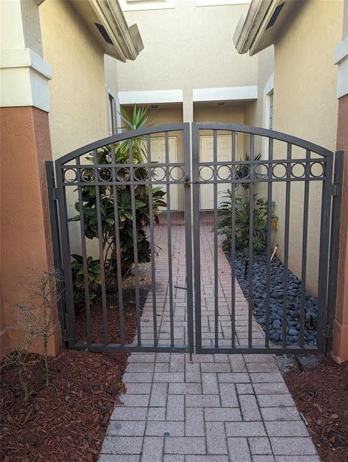 4102 Forest Dr, Weston, FL, 33332-2133 | Card Image