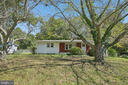 7030 Saw Mill Rd, LUSBY, MD, 20657-4711 | Card Image