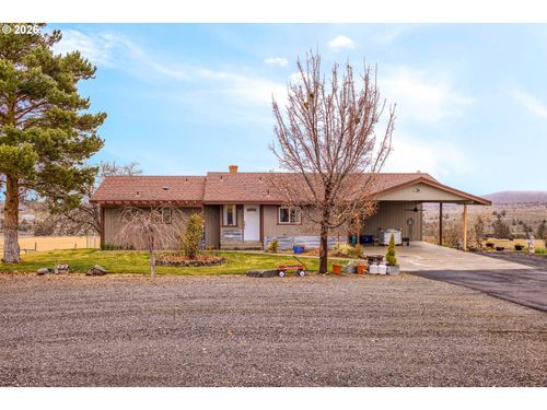 950 Se Dover Ln, Madras, OR, 97741-8867 | Card Image