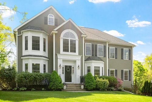 6 Cabot Ct, Amesbury, MA, 01913-4532 | Card Image