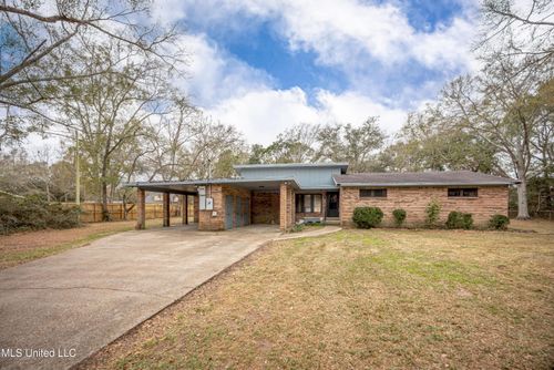 3109 Holly Drive, Gautier, MS, 39553 | Card Image