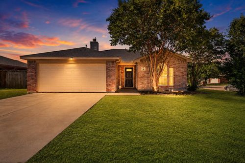 609 Lonestar Park Ln, Ponder, TX, 76259-8476 | Card Image