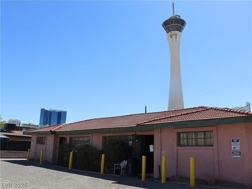 1812 Santa Paula Drive, Las Vegas, NV, 89104 | Card Image