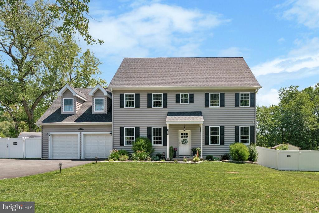 Chichester Ave, Upper Chichester, PA 19014