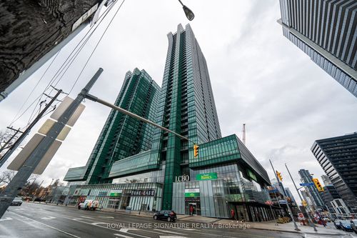 {{alt}} | Card Image