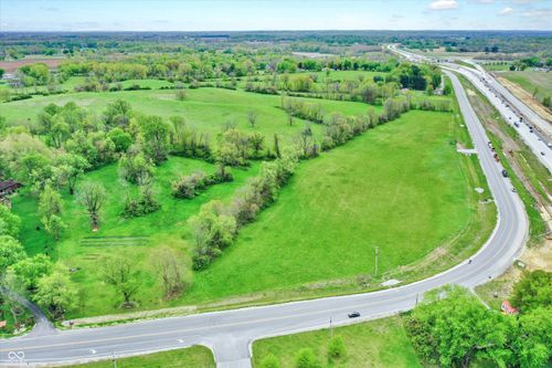 300 Bluff Acres Dr, Greenwood, IN, 46143 | Card Image