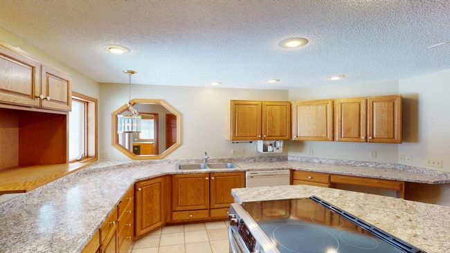 215 Girgen Dr Vermillion - Kitchen 3.jpg | Image 21