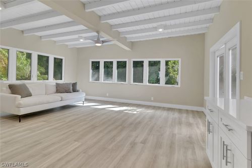 5150 Sand Dollar Ln, NAPLES, FL, 34103-2430 | Card Image