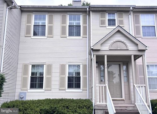 12 Tasley Ct, Robbinsville, NJ, 08691-3052 | Card Image