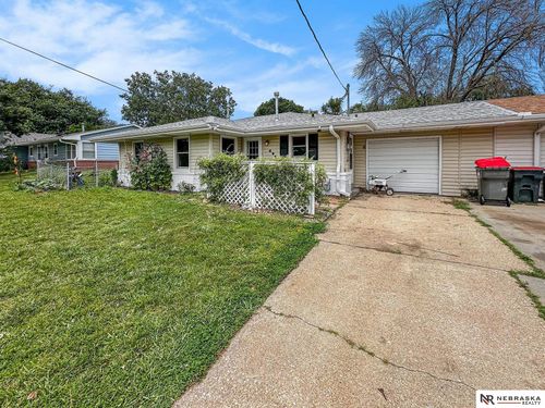 4918 W Vosler St, Lincoln, NE, 68524-1338 | Card Image