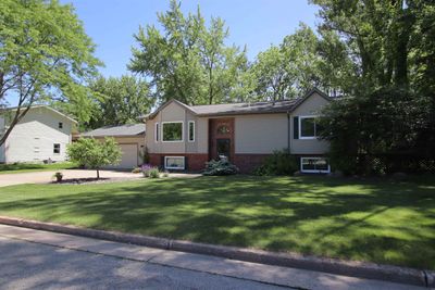 557 Highknocker Trail, Home with 4 bedrooms, 3 bathrooms and null parking in GREEN LAKE WI | Image 2