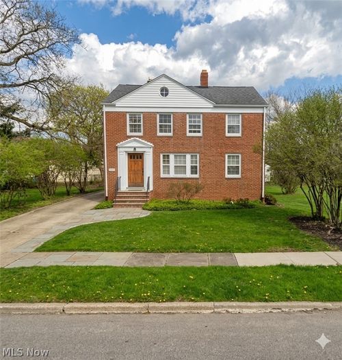 3397 Westbury Rd, Shaker Heights, OH, 44120-4213 | Card Image
