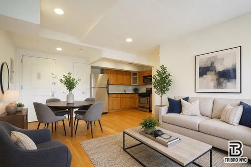 2g-31-10 23rd St, Astoria, NY, 11106-4587 | Card Image