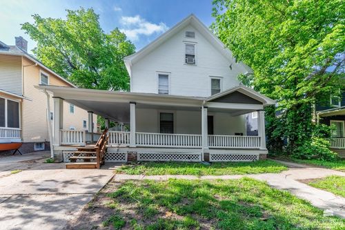 1521 Leavenworth St, Manhattan, KS, 66502-4168 | Card Image