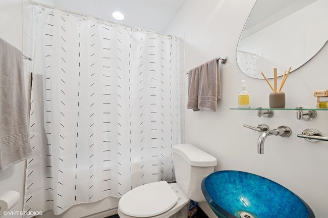 APT-708 - 333 W Hubbard St, Condo with 2 bedrooms, 2 bathrooms and null parking in Chicago IL | Image 17