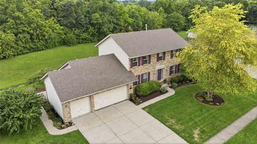 6476 Colonial Orchard Ct, Liberty Twp, OH, 45011-8120 | Card Image