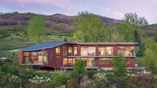 806 Amethyst Dr, Steamboat Springs, CO, 80487-3216 | Card Image