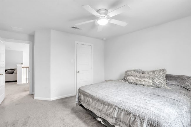 #4 Bedroom with carpet and ceiling fan | Image 27