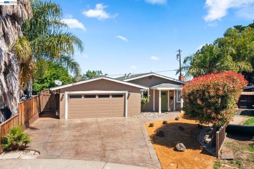 38 Kings Ct, Bay Point, CA, 94565-2912 | Card Image