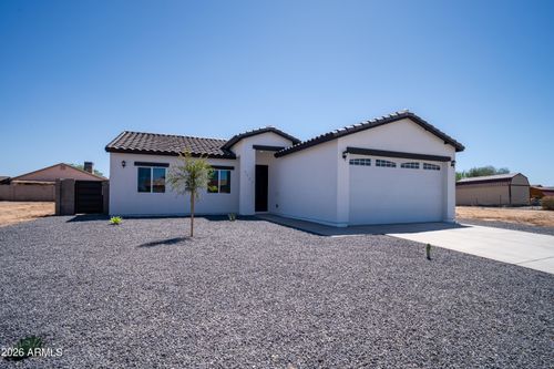 9325 W Oneida Dr, Arizona City, AZ, 85123-7359 | Card Image
