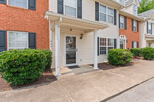 647 Legacy Dr, Smyrna, TN, 37167-6738 | Card Image