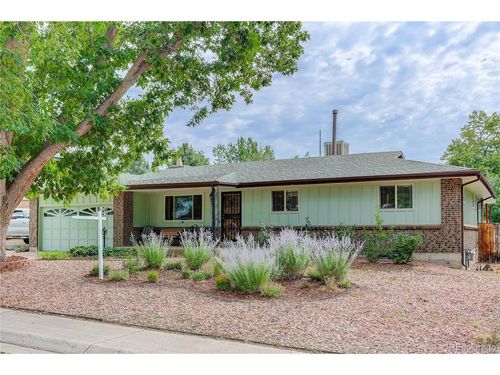 2974 S Eaton St, Denver, CO, 80227-4110 | Card Image