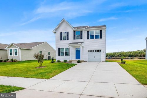 704 Four Seasons Ct, SEAFORD, DE, 19973-7620 | Card Image