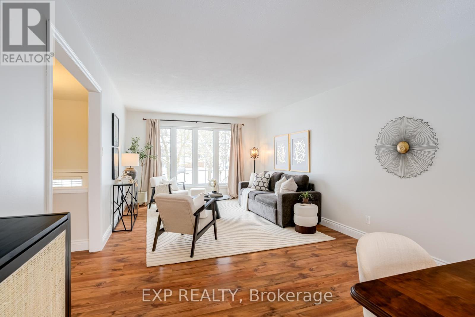Residential in East Gwillimbury (Holland Landing) 5