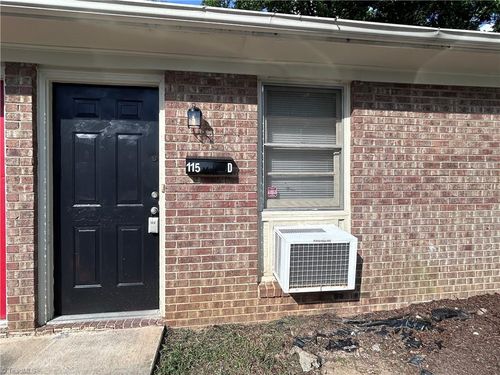 d-115 Cox Ave, Thomasville, NC, 27360-4164 | Card Image