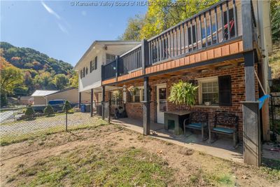 211 Snowhill Drive, House other with 3 bedrooms, 2 bathrooms and null parking in Charleston WV | Image 3