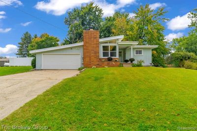 11463 Olds Road, Home with 3 bedrooms, 2 bathrooms and null parking in Forest Twp MI | Image 1