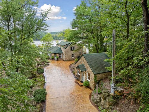 12771 735th Ave, River Falls, WI, 54022-4815 | Card Image