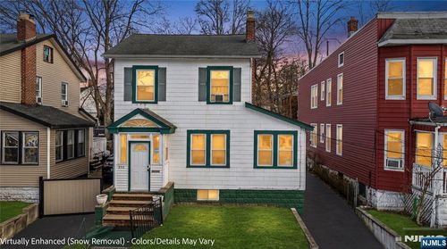 252 Duane St, Orange, NJ, 07050-4111 | Card Image