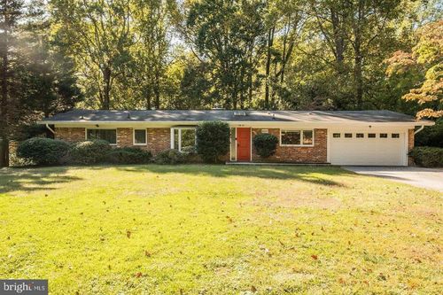 6710 Persimmon Tree Rd, BETHESDA, MD, 20817-4320 | Card Image