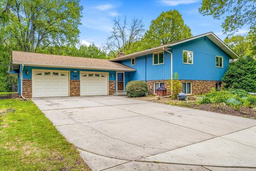 3380 Dunlap St N, Arden Hills, MN, 55112-3736 | Card Image