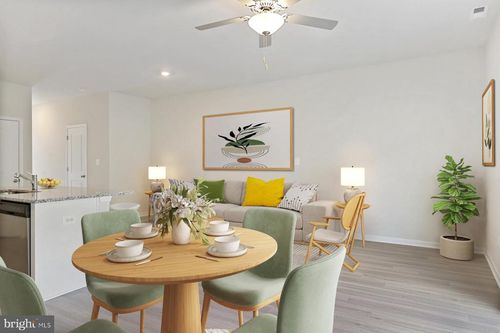 46 Paddington St, FALLING WATERS, WV, 25419-4699 | Card Image