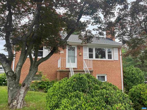 819 Elliott Ave, CHARLOTTESVILLE, VA, 22902-6135 | Card Image