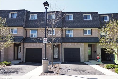 3-138 Blackhorne Drive, Kitchener, ON, N2E1Z3 | Card Image