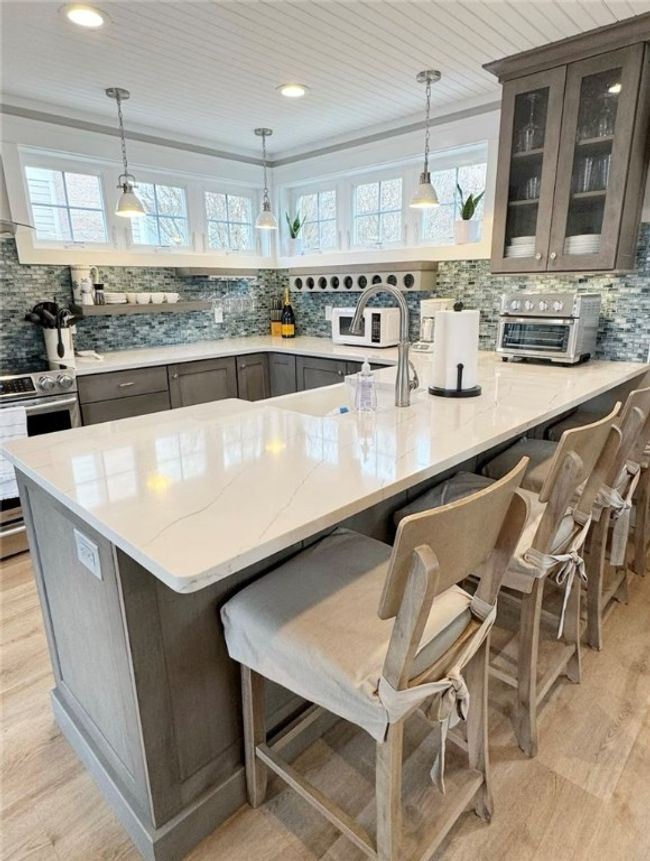 21 - 21 Warren Ave, Home with 1 bedrooms, 2 bathrooms and 1 parking in Middletown RI | Image 5