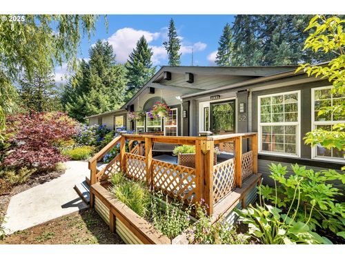 52 Estabrook Rd, Carson, WA, 98610-3402 | Card Image