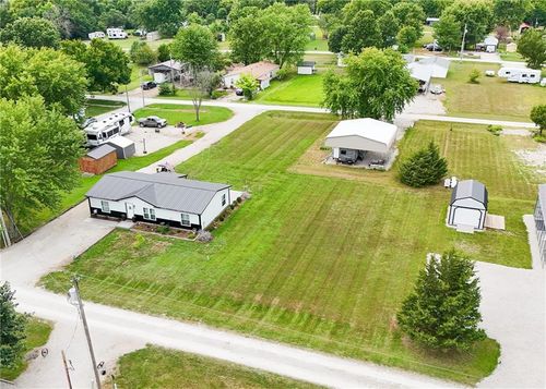 21&26 Buckskin Drive, Linn Valley, KS, 66040 | Card Image