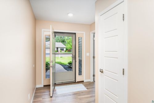 18-18 Amber Ln, Esko, MN, 55733-5516 | Card Image