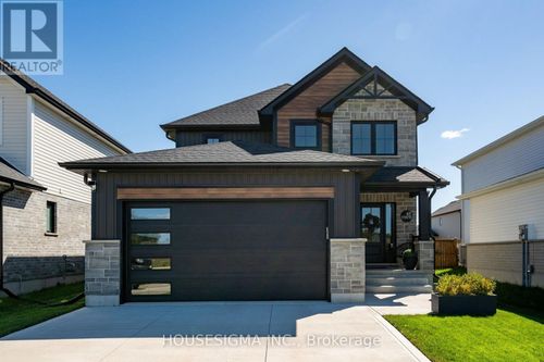 48 Postma Crescent, North Middlesex (Ailsa Craig), ON, N0M1A0 | Card Image