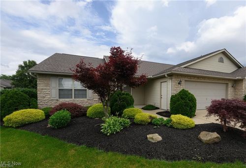 1011 Sequoia Dr Nw, Strasburg, OH, 44680-9514 | Card Image