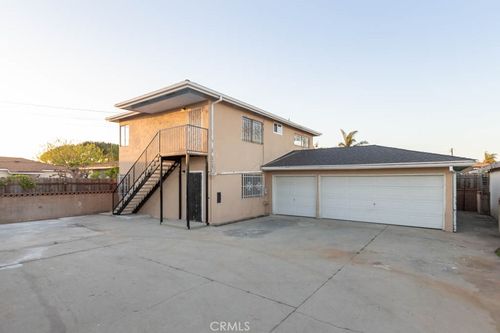 apt-2-3711 W 110th St, Inglewood, CA, 90303-1951 | Card Image