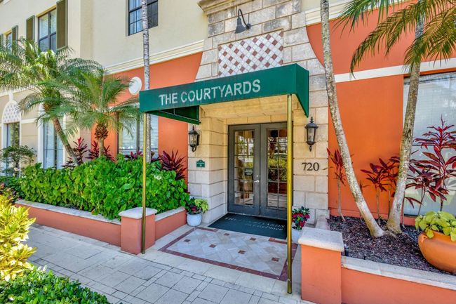 APT-304 - 720 S Sapodilla Ave, Condo with 2 bedrooms, 2 bathrooms and null parking in West Palm Beach FL | Image 24