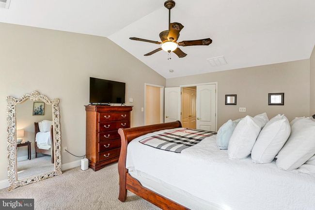42076 Byrnes View Ter, Townhouse with 3 bedrooms, 4 bathrooms and null parking in ALDIE VA | Image 25